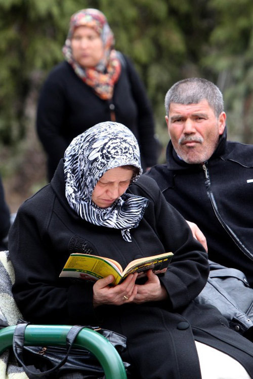 Çocuklarını sınava dualarla uğurladılar - Resim: 1