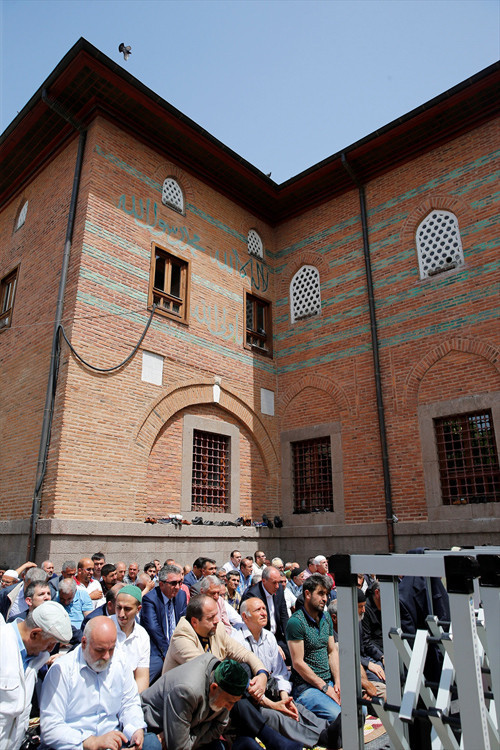 Muharrem İnce cuma namazında böyle görüntülendi - Resim: 4