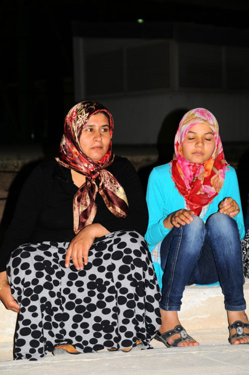 Esir Türk şoförün evi sevince boğuldu - Resim: 1