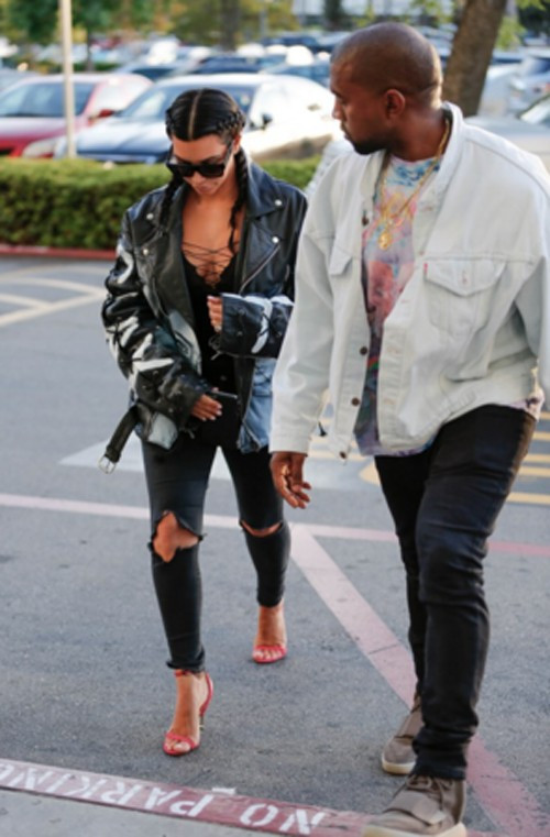 Kardashian'ın göğüslerinden gözlerini alamadı - Resim: 4