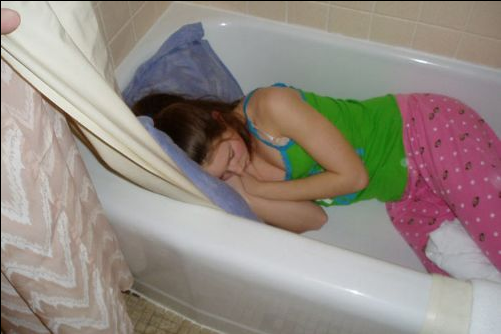 Ayakta uyuyan güzeller - Resim: 4