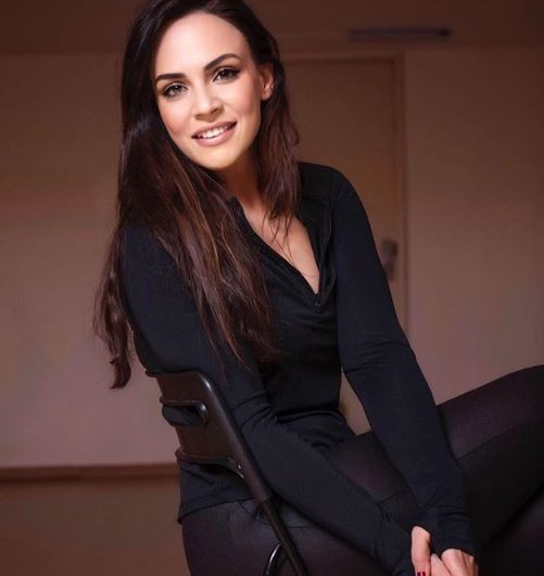 Buket Aydın'ın estetiksiz fotoğrafları ifşa oldu! Sosyal medya yıkıldı - Resim: 3