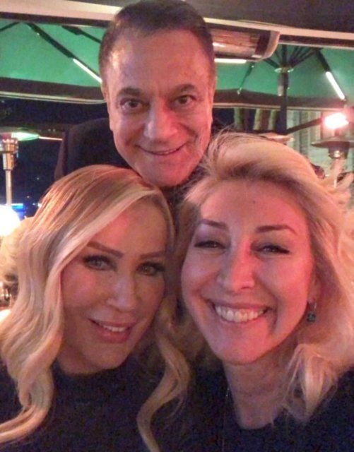 Masadaki o detay şaşırttı! Mehmet Ali Erbil eski eşlerini bir araya getirdi - Resim: 2