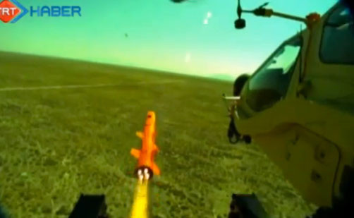 Milli helikopterimizin nefes kesen şovu - Resim: 3