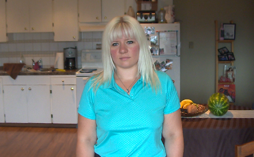 Ülke bu skandalı konuşuyor! Sütyen takmadığı için işten kovuldu - Resim: 2