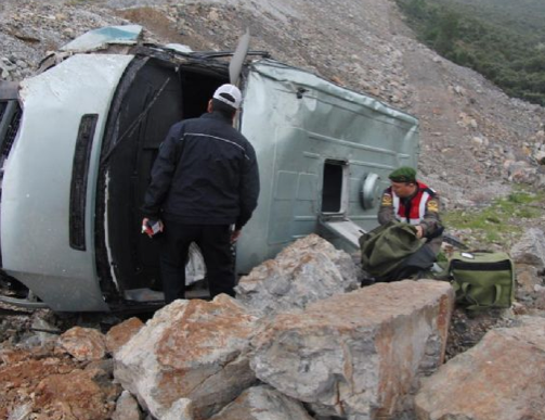 Kazada yaralandı paraları bırakmadı - Resim: 3