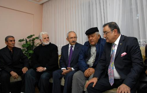 CHP'den taziye ziyereti - Resim: 1