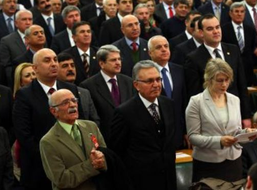 CHP grubu ayakta - Resim: 4