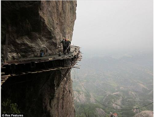 Uçuruma yol yapanlar - Resim: 3