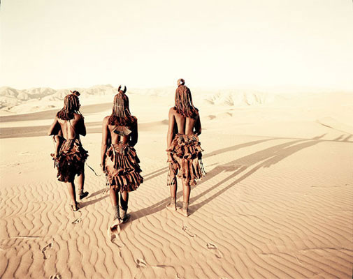 Bu kadınlar çıplak geziyor çünkü... - Resim: 2