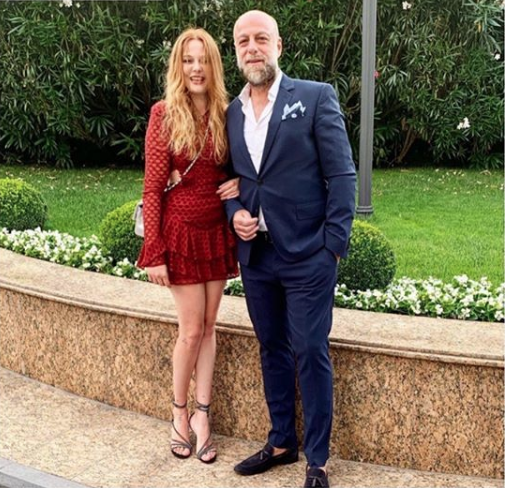 EDHO'nun yıldızı Naz Elmas Ciciş kardeşlerle yakalanan Erol Özmandıracı ile evleniyor - Resim: 2