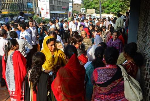 Pakistan'da 7.8'lik deprem sonrası ilk görüntüler - Resim: 4