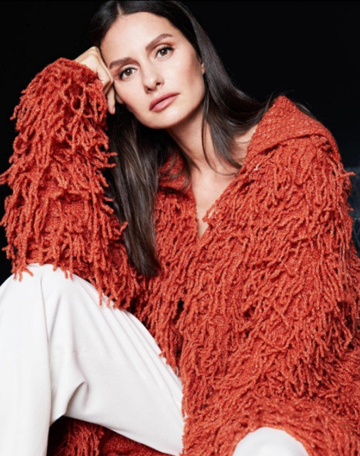 Yasemin Özilhan'ın tasarımı olay oldu "Çekilmiş kıyma gibi..." - Resim: 2