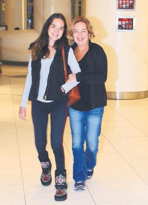 Sosyeteyi şok eden ölüm! 24 yaşında Londra'daki evinde ölü bulundu! İntihar etmiş... - Resim: 3