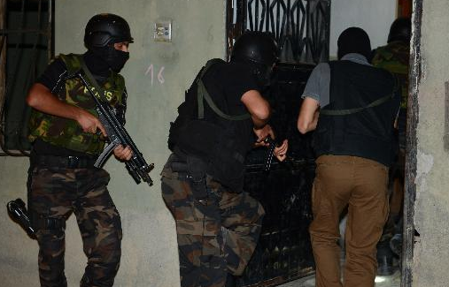 Çocukları uyandırmadan şafak baskını! - Resim: 4