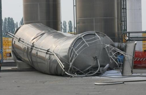 İtalya depremle sarsıldı - Resim: 2