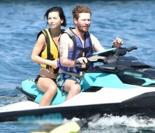 Merve Boluğur, yeni sevgilisini öyle bir şekilde paylaştı ki, görenler inanamadı! - Resim: 3