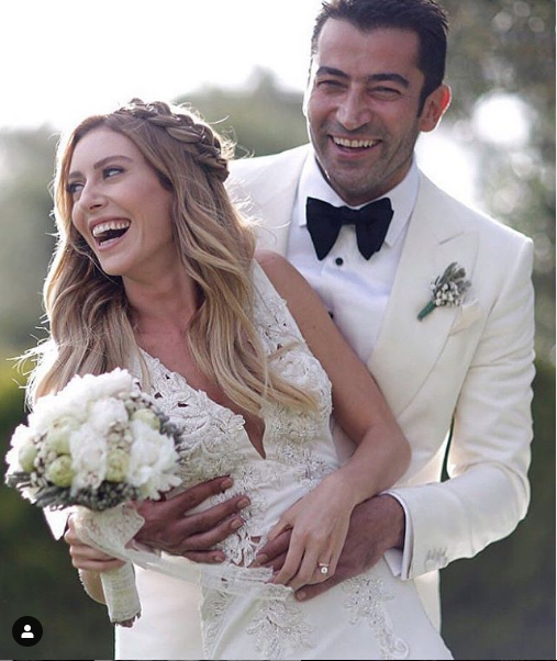 Sinem Kobal 4 aylık hamile cinsiyeti belli oldu Kenan İmirzalıoğlu baba olacak - Resim: 1