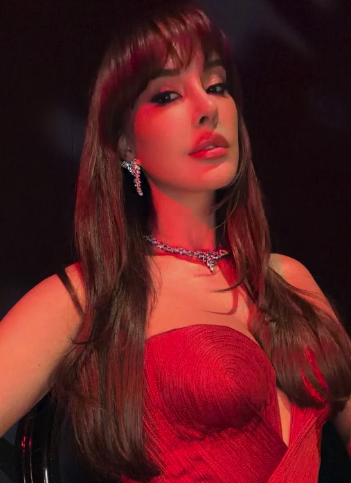 Podyumların gözde ismiydi! Ebru Destan son haliyle dumura uğrattı! Eşref Rüya detayı... - Resim: 6