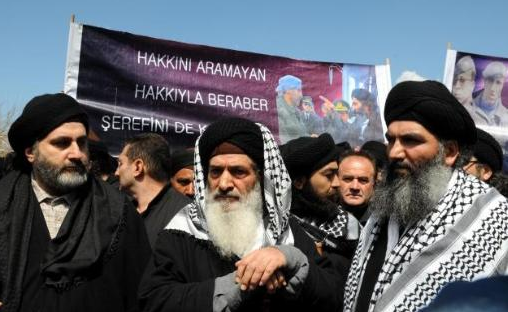 Aczmendiler adliyeyi bastı! - Resim: 4