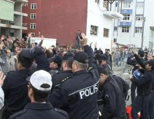 Hopa duruşması çok gazlı başladı - Resim: 1