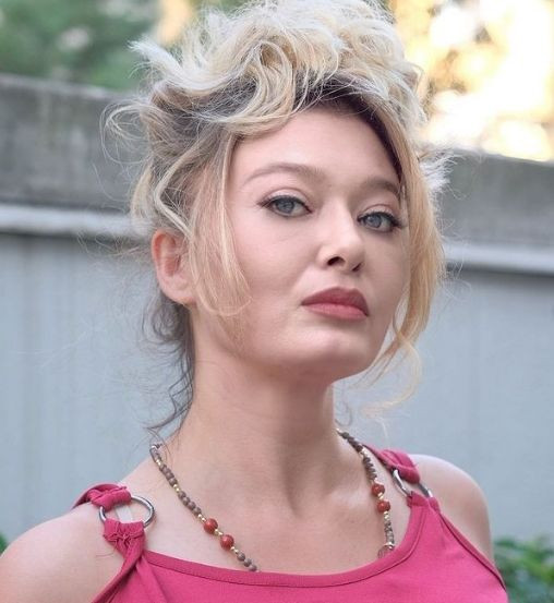Nurgül Yeşilçay ekranlara veda mı ediyor! Dikkat çeken açıklamalar yaptı.. - Resim: 2