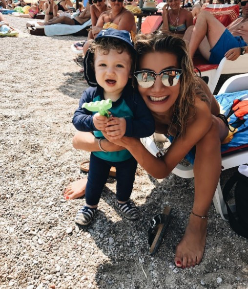 İrem Derici hastaneye kaldırıldı son durum ne?  - Resim: 1