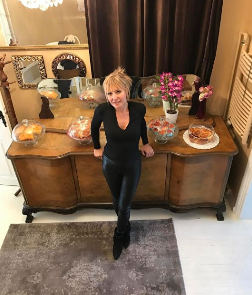 Seda Akgül'e ne oldu? Bu kez seksi pozları değil ama... - Resim: 3