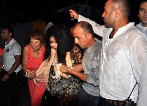 Ersoy, düşmekten böyle kurtuldu! - Resim: 1