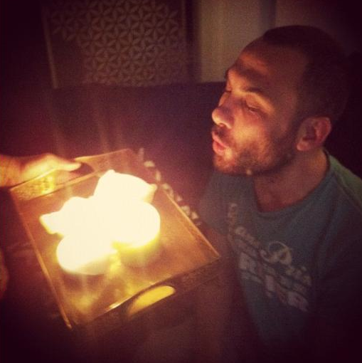 Yeni yaşını sevdikleriyle kutladı - Resim: 3