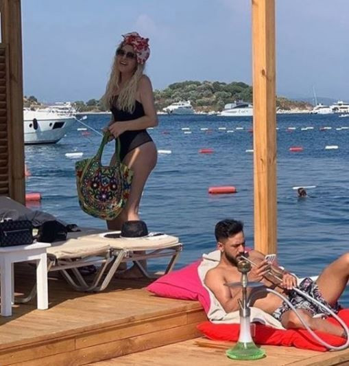 Selin Ciğerci ve Gökhan Çıra yaz sezonunu açtı! Bodrum'da ilgi odağı oldular - Resim: 2
