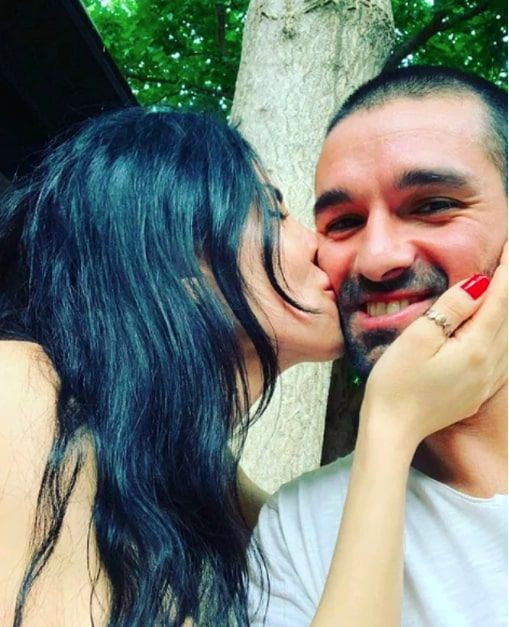 İzmir depreminde ölen Ali Çağın Kaygusuz'a sevgilisi Özlem Zayıfoğlu'nun duygusal vedası - Resim: 2