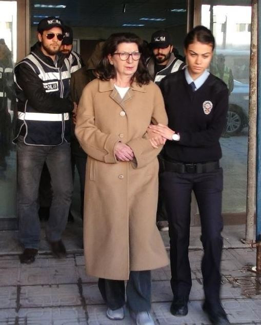 Ünlü çift uyuşturucudan ceza almıştı! 41 yıllık evlilik bitiyor - Resim: 3