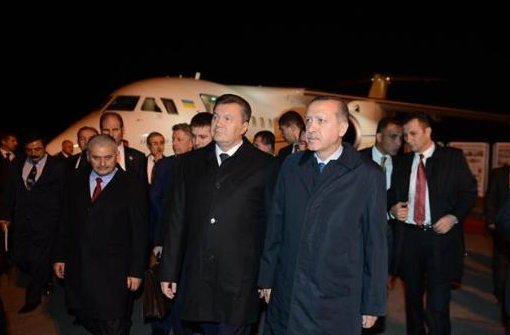 Başbakan Erdoğan pilot koltuğunda - Resim: 1