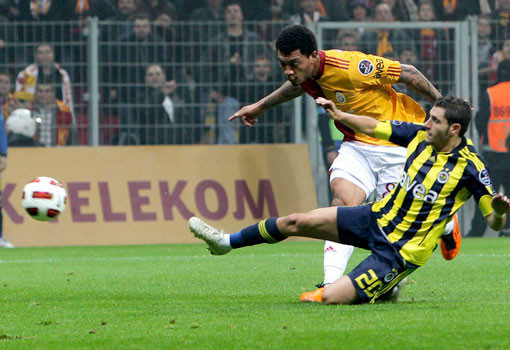 Derbi geyikleri devam ediyor - Resim: 2