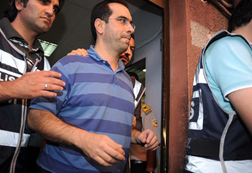 İsim isim şike soruşturmasında tutuklananlar - Resim: 2