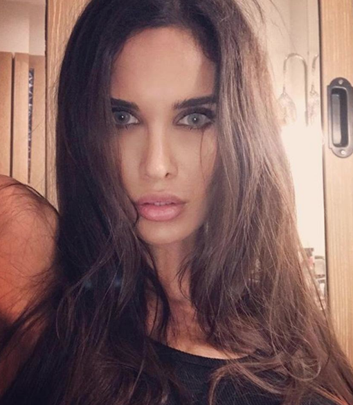 Para vermeyince çıplak fotoğraflarını sızdırdılar! - Resim: 1