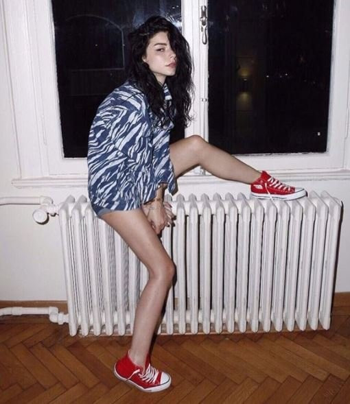 Merve Boluğur'un eski haline bakın yok böyle değişim - Resim: 3