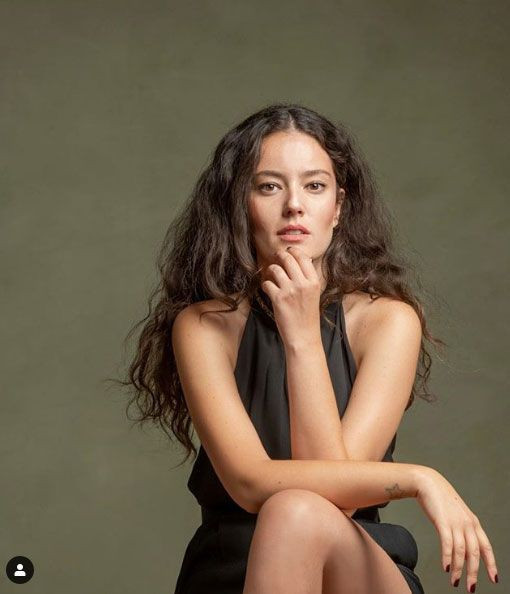 Pelin Akil takipçisine kızdı: Bir de profilinde Bakara suresi var - Resim: 3