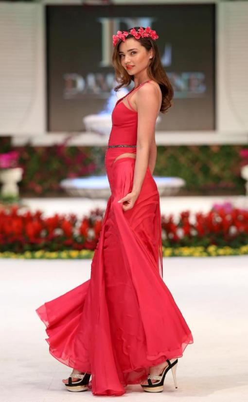 Miranda Kerr Antalya'yı salladı - Resim: 1