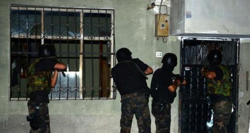 Çocukları uyandırmadan şafak baskını! - Resim: 2