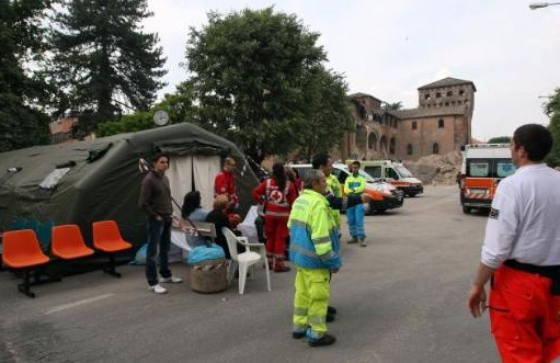 İtalya depremle sarsıldı - Resim: 4