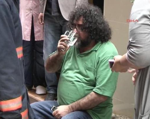 Penguen'de korkutan yangın! - Resim: 1