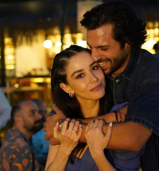 Serkan Çayoğlu ve Özge Gürel çifti nikah masasına İtalya'da oturacak - Resim: 3