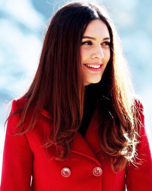 Burak Özçivit ve Fahriye Evcen'e büyük şok "Onlar buraya geldiklerinde..." - Resim: 3