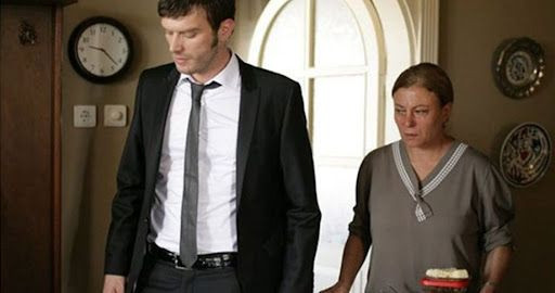 'Kuzey Güney'in Handan Hanım'ı Sema Dinçer'e dizi oyuncularından anlamlı veda - Resim: 4