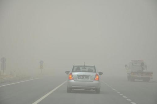 Kum fırtınası karayolunu kana buladı - Resim: 2