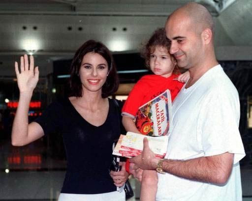 Aldatılan ünlüleri biliyor musunuz? - Resim: 1