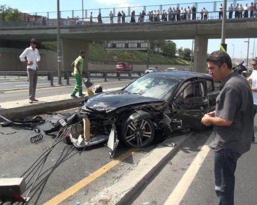 E-5'i trafiğe kapatan kaza! - Resim: 1