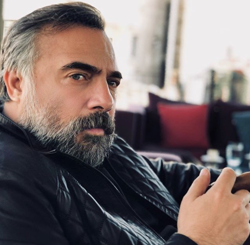 EDHO'nun yıldızı Oktay Kaynarca 17 yaşındaki kızı dolandırdı mı? 2. Sayfa'da anlattı - Resim: 1